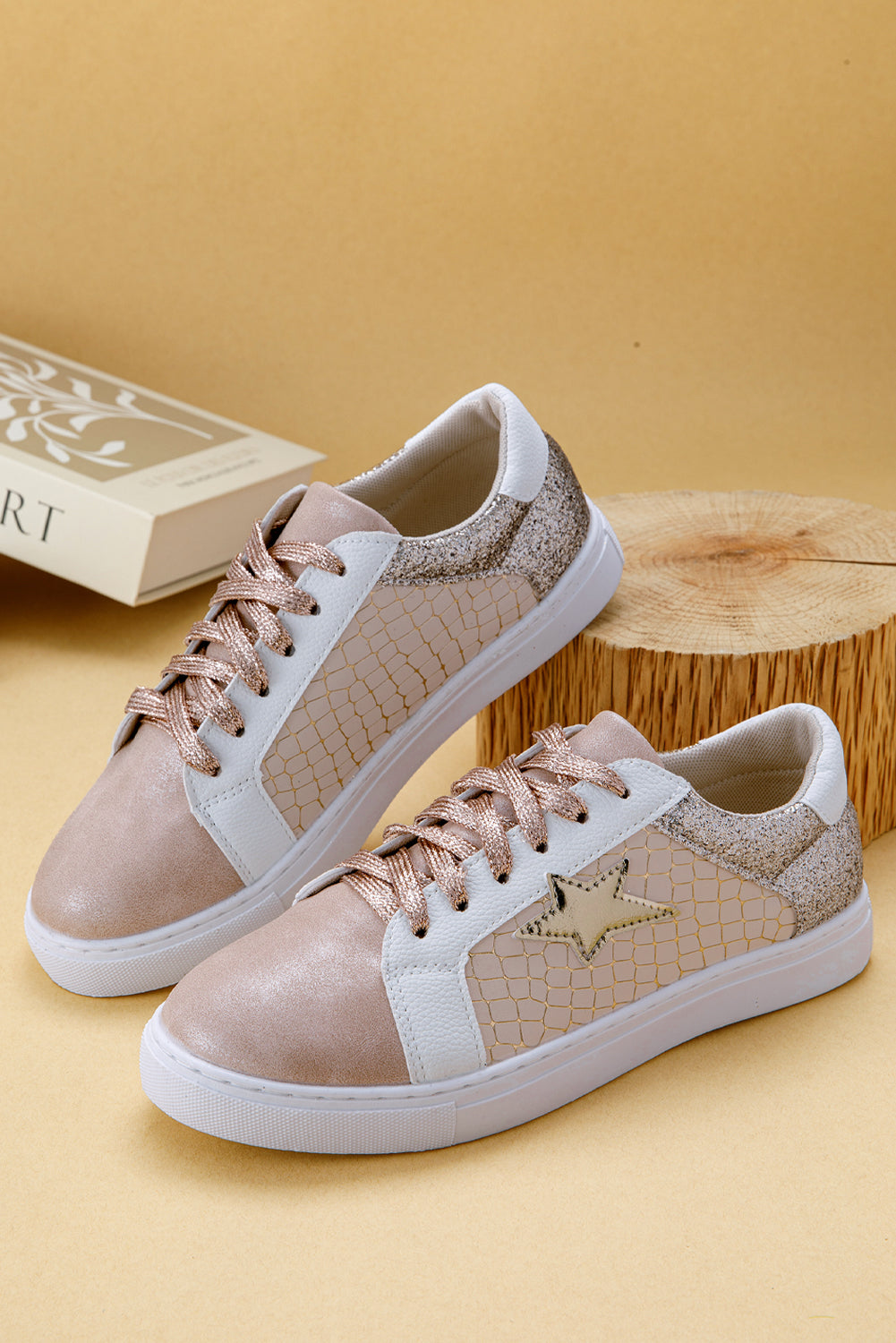 PU-sneakers med glitrende stjerner og patchwork-design