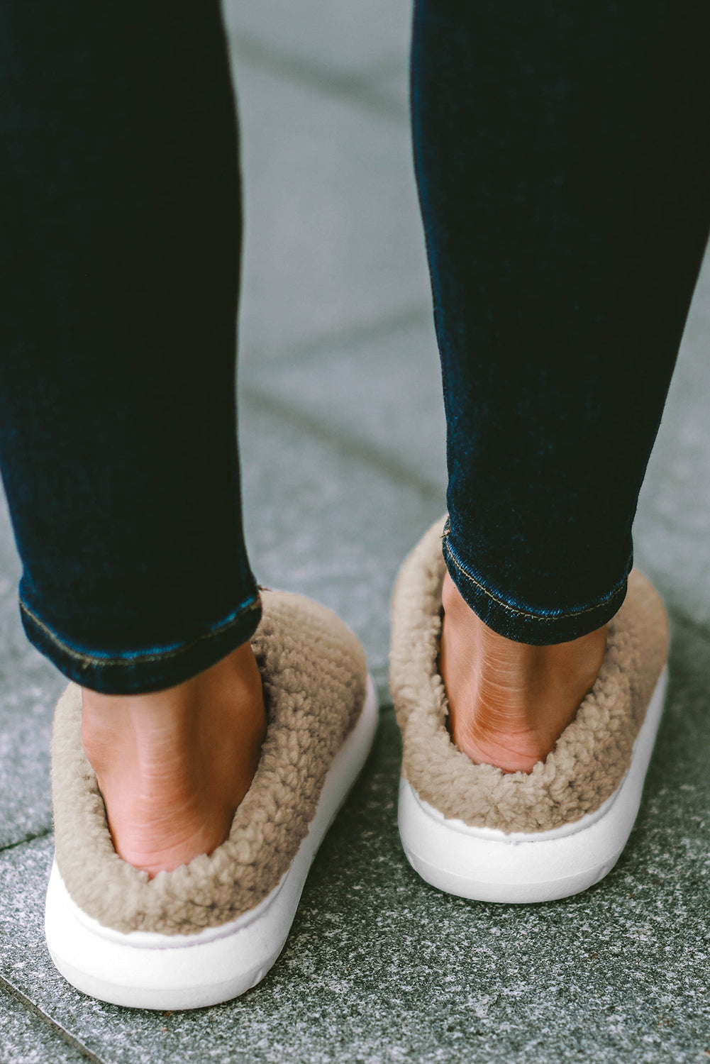 Slippers flettet brun PU-læder sommer dame flade slip-on