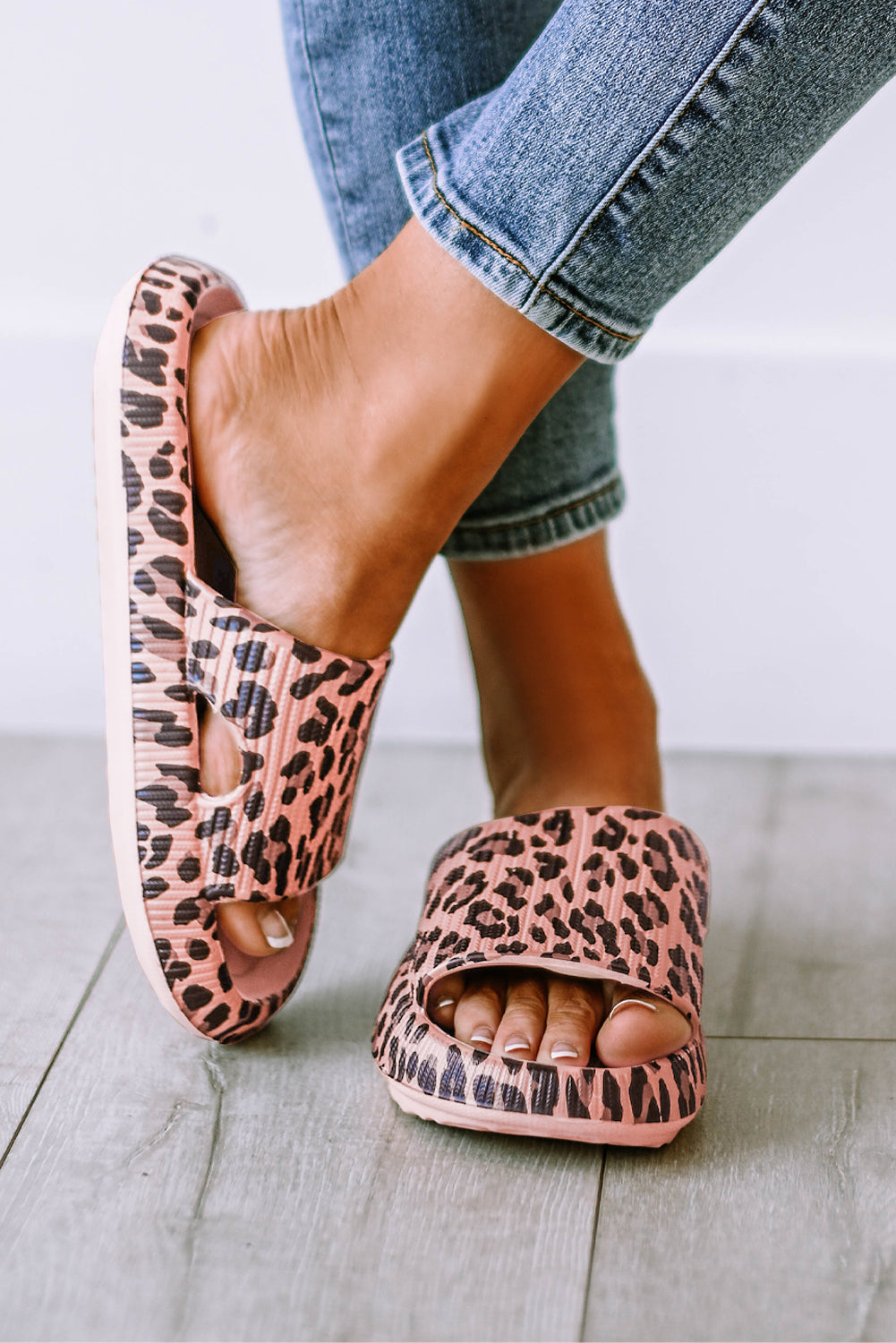 Tøfler slip-on med tyk sål og leopardprint til hjemmet