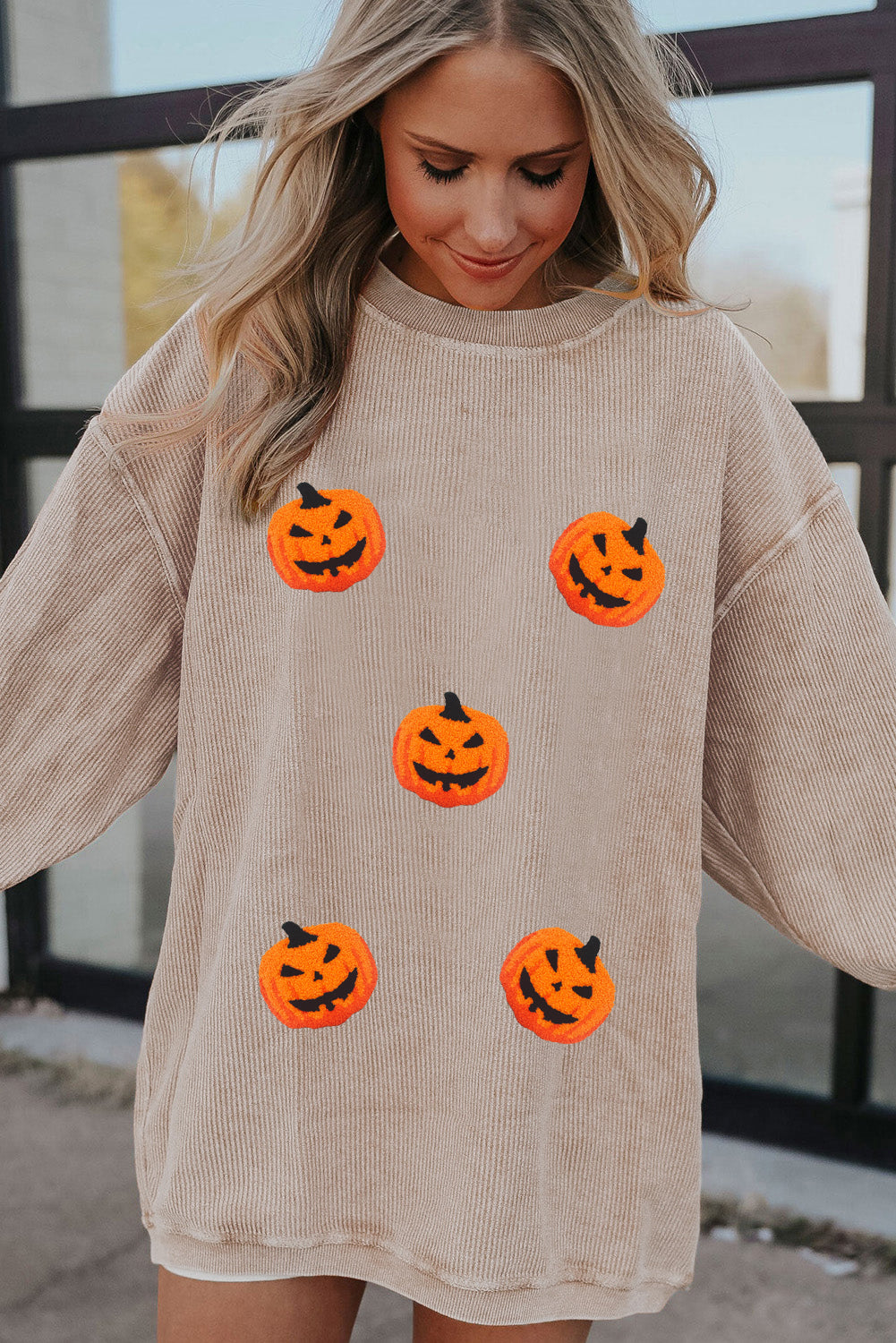 Sweatshirt ribstruktur chenille med græskar-patch efterår