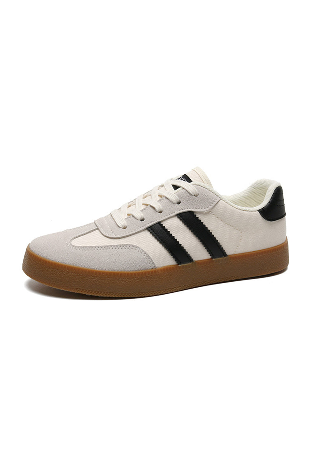 Flade sneakers med striber og snørebånd