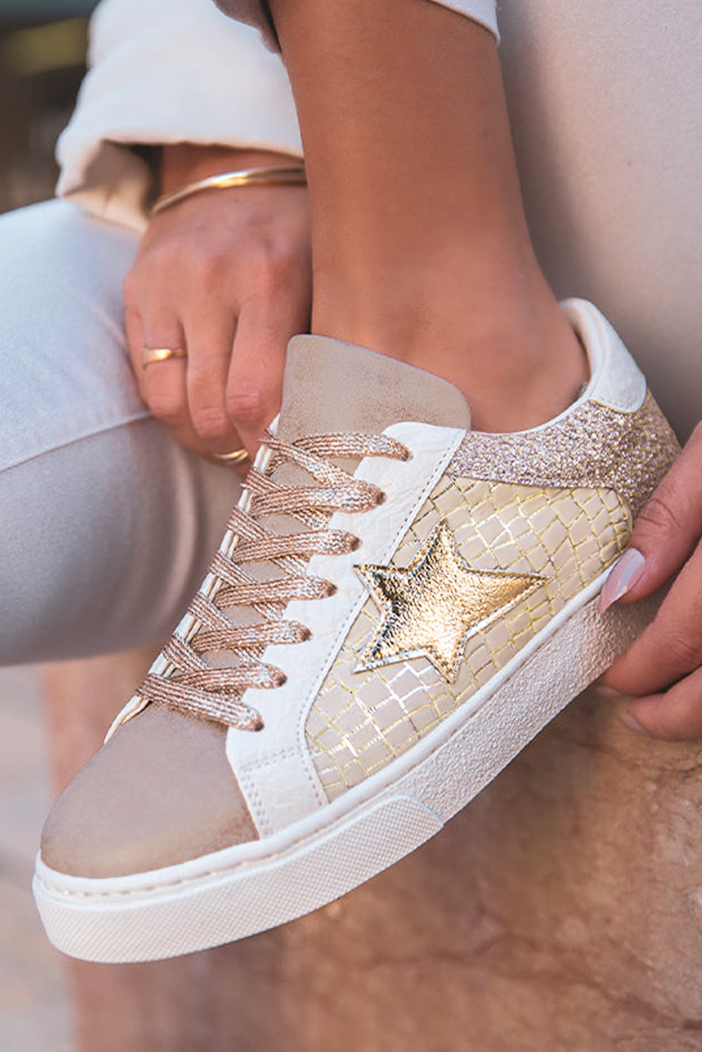PU-sneakers med glitrende stjerner og patchwork-design